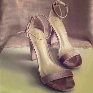 Lulu’s Velvet Pink High Heels